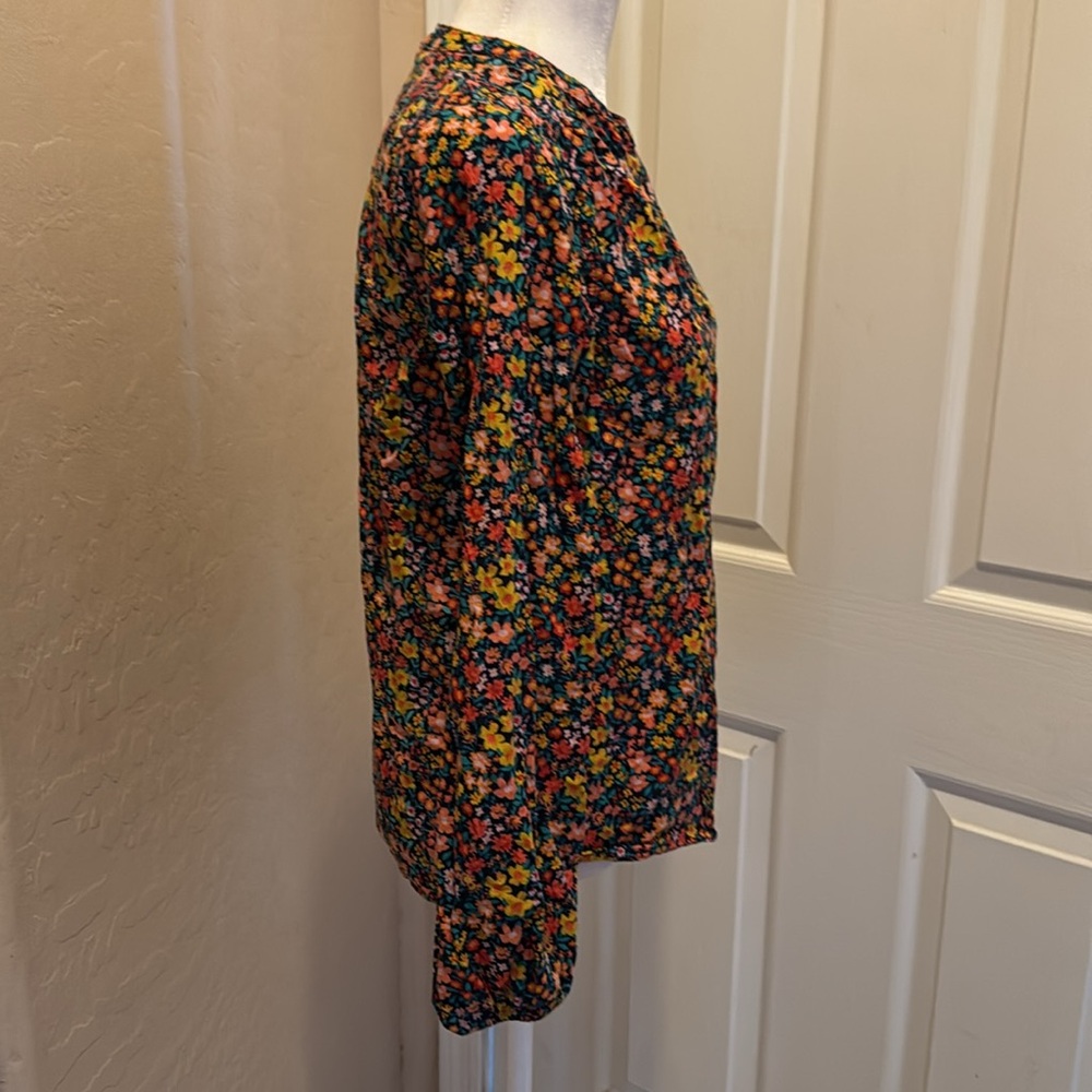 Floral blouse - Picture 3 of 6